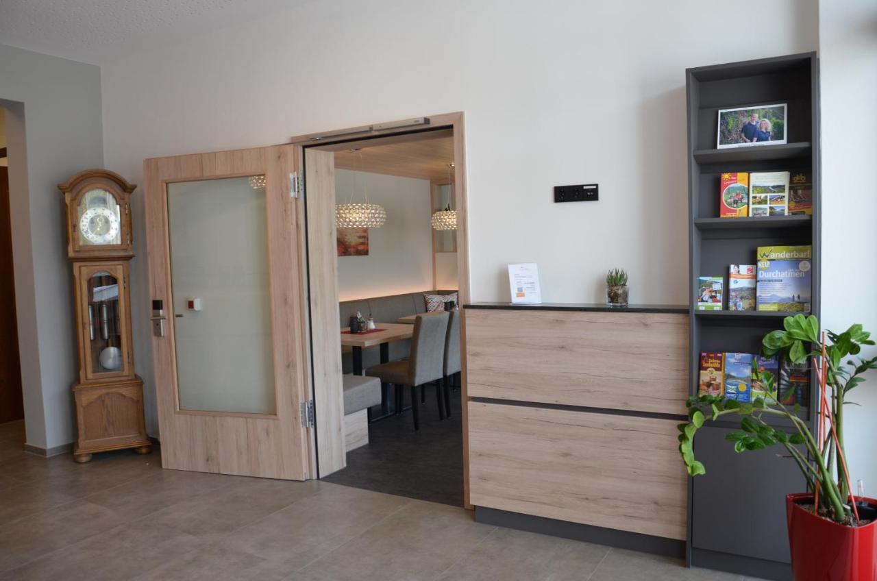 Flair Hotel Am Rosenhuegel - Garni Кохем Екстериор снимка