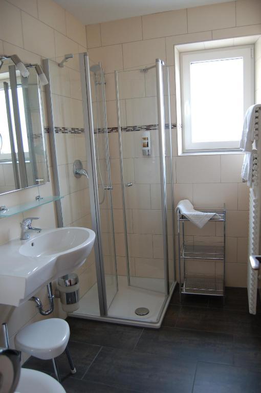 Flair Hotel Am Rosenhuegel - Garni Кохем Стая снимка