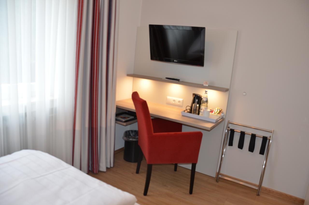 Flair Hotel Am Rosenhuegel - Garni Кохем Екстериор снимка
