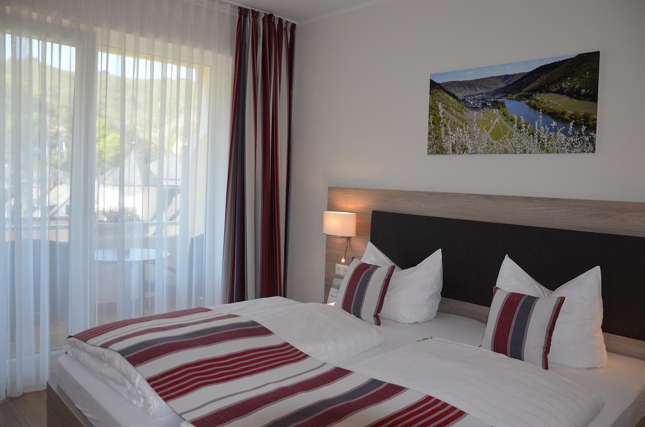 Flair Hotel Am Rosenhuegel - Garni Кохем Екстериор снимка