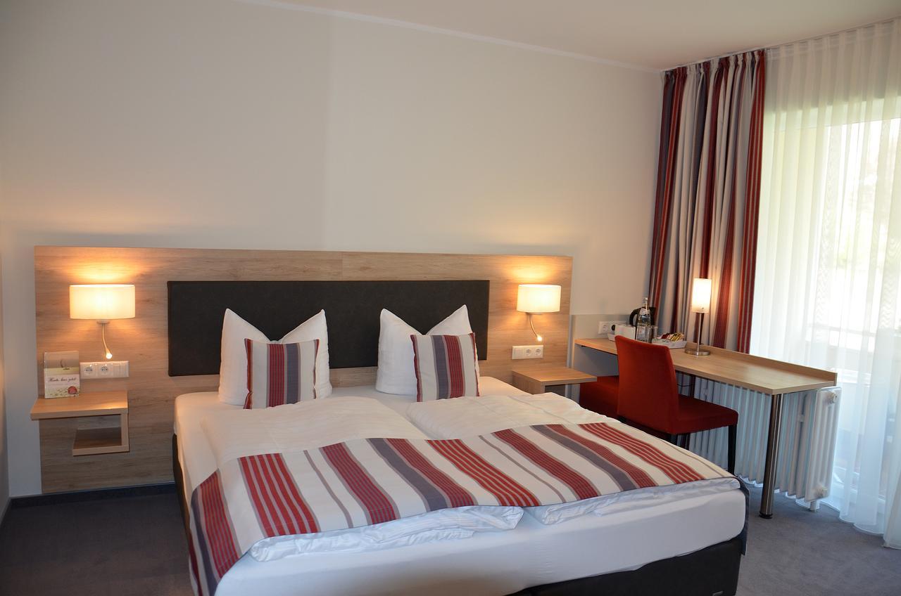 Flair Hotel Am Rosenhuegel - Garni Кохем Екстериор снимка