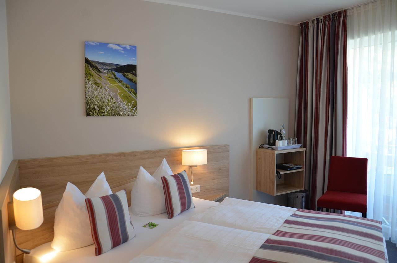 Flair Hotel Am Rosenhuegel - Garni Кохем Екстериор снимка